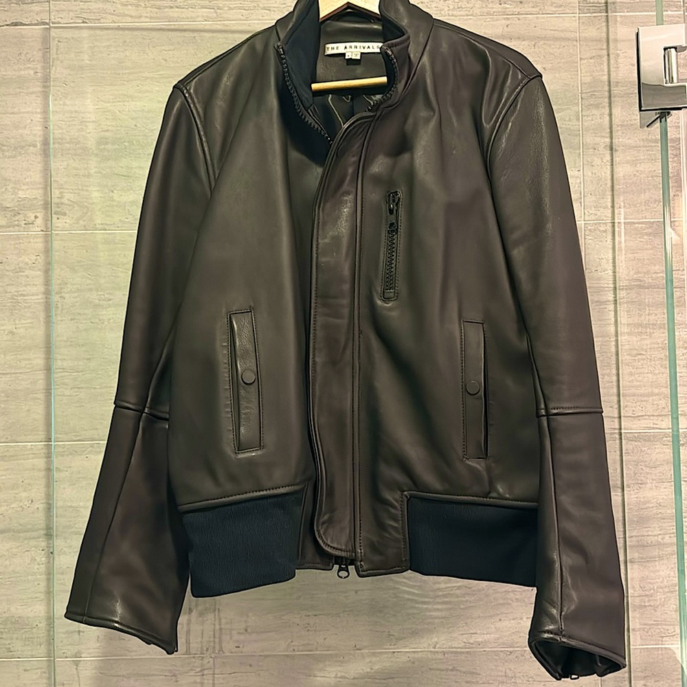 The Arrivals Matte Black Mens Bomber